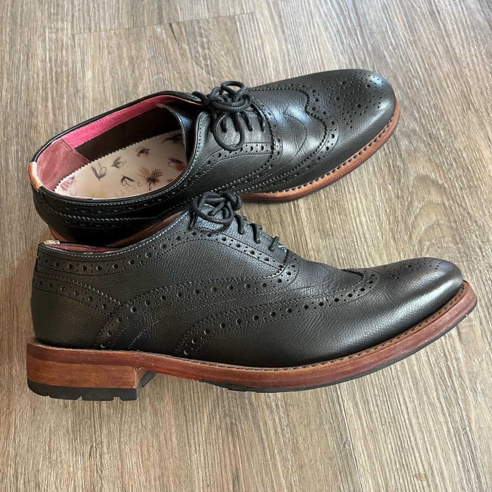 Men’s Ted Baker London Wing Tip Shoes size 8 - Picture 7 of 9